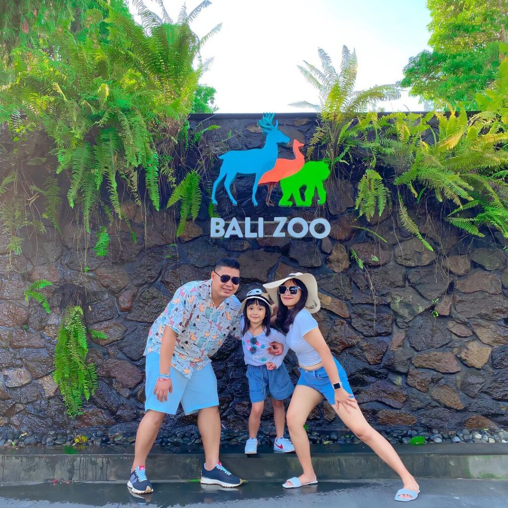 bali zoo adalah salah satu destinasi wisata di ubud
